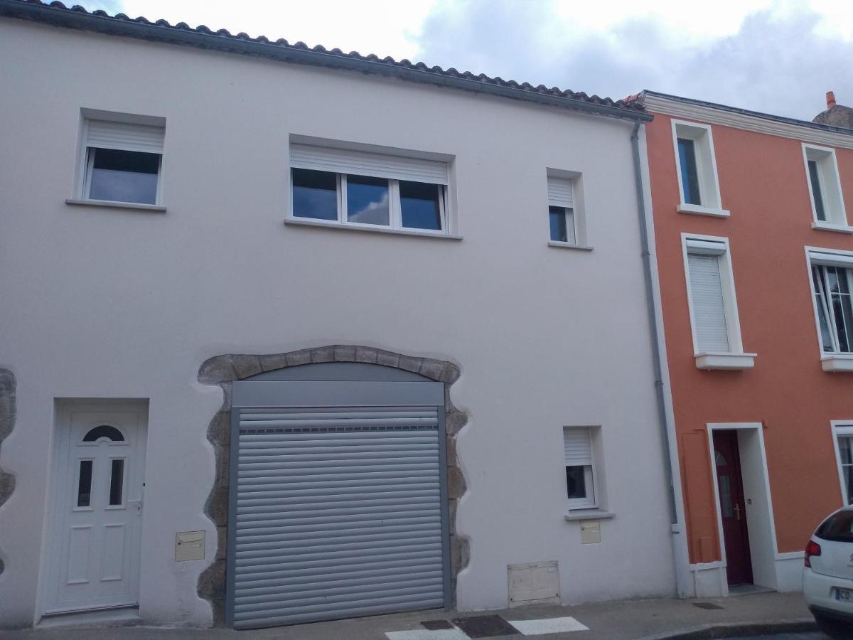 Au Grenier De Pauline Apartment La Gaubretiere Екстериор снимка